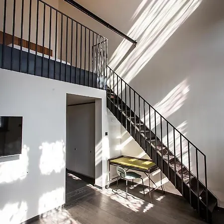 The Fourth - Tafelrond 4*