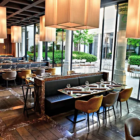 Hotel The Fourth - Tafelrond Leuven