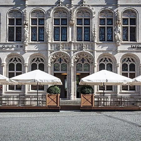 Hotel The Fourth - Tafelrond