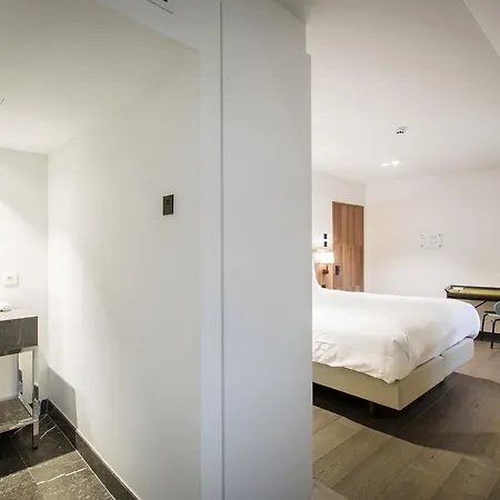 Hotel The Fourth - Tafelrond Leuven