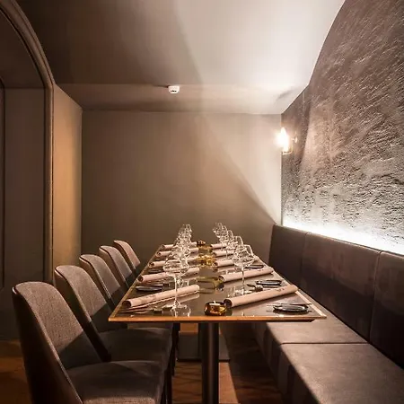 The Fourth - Tafelrond Leuven