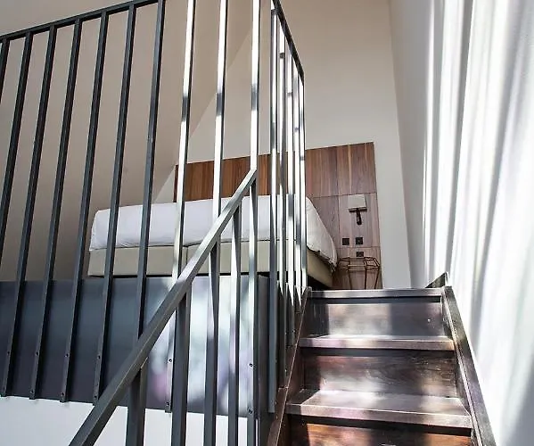 The Fourth - Tafelrond 4*