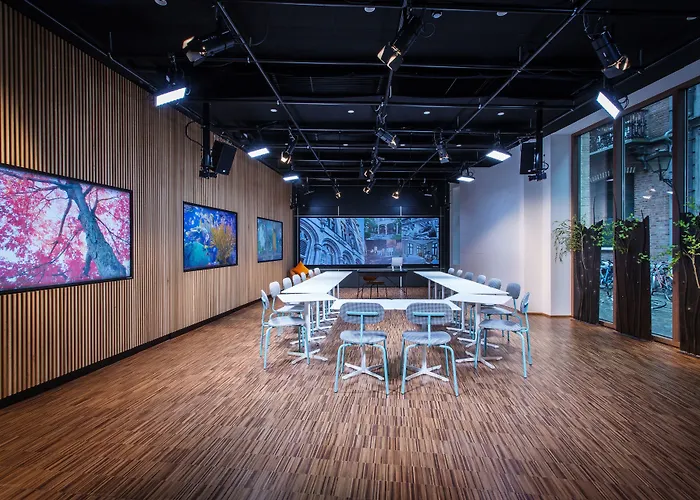 The Fourth - Tafelrond Hotel 4*