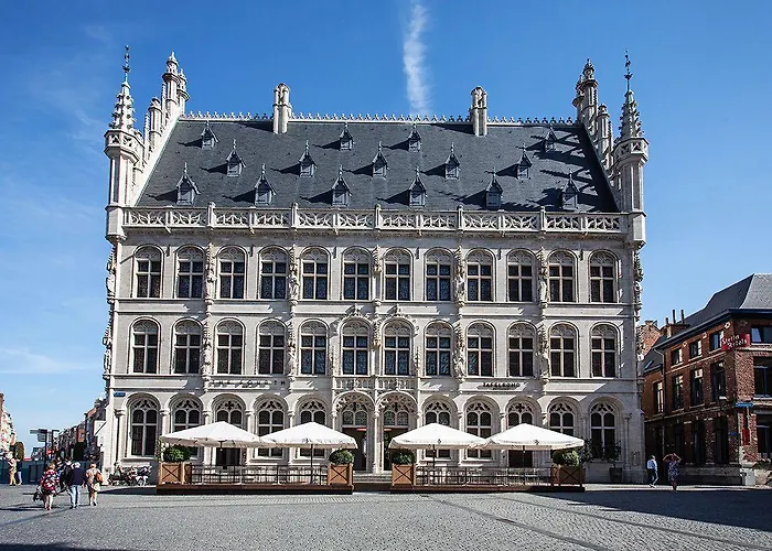 The Fourth - Tafelrond Szálloda Leuven