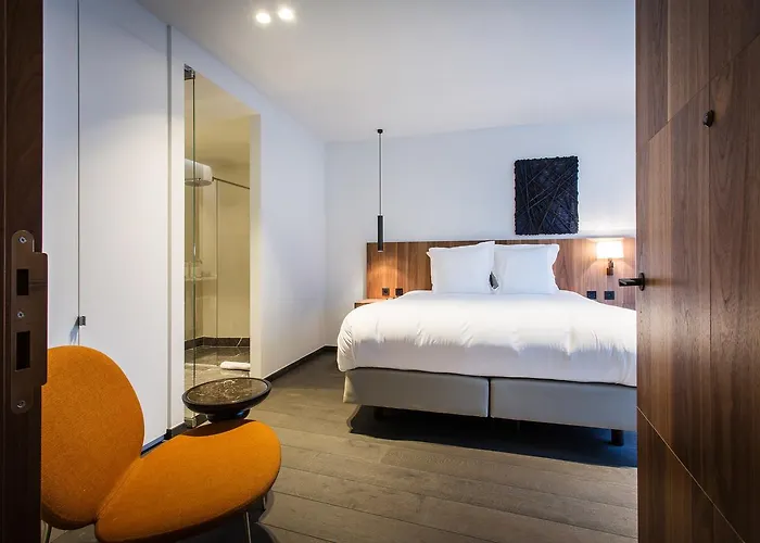 The Fourth - Tafelrond Lovaina