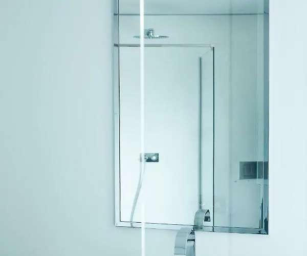 The Fourth - Tafelrond Hotel Lovaina